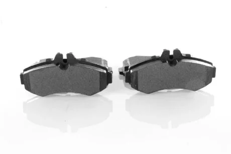 Гальмівні колодки передні дискові MERCEDES-BENZ A0034205420