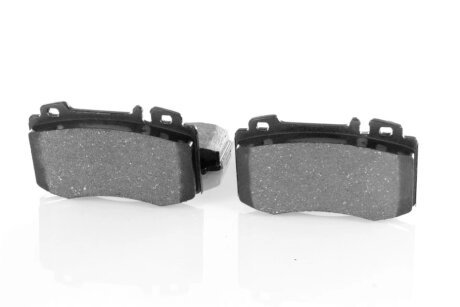 Колодки тормозные передние MERCEDES-BENZ A0034208920