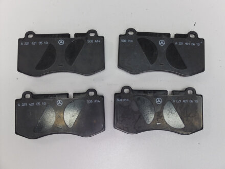 Колодки гальмівні дискові MERCEDES-BENZ A004420802041