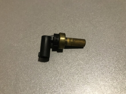 Фото датчик температуры охлаждающей жидкости MERCEDES-BENZ A0999053800 Датчик температуры охлаждающей жидкости MERCEDES-BENZ A0999053800