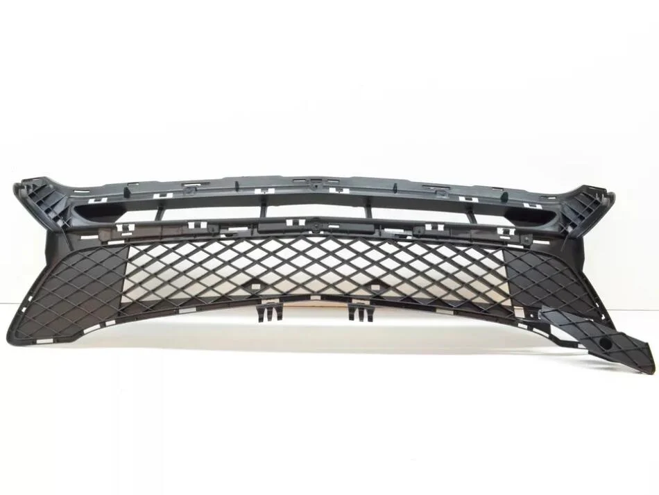 Кожух MERCEDES-BENZ A2048856823 (фото 1)