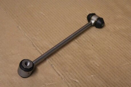 Стійка стабілізатора праворуч на задній міст MERCEDES-BENZ A2053260417