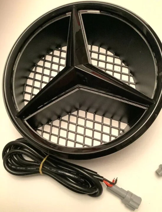 Кронштейн осушувача передній MERCEDES-BENZ A2078880260 (фото 1)