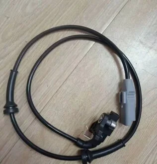 Датчик абс (abs передний) MERCEDES-BENZ A2514403737