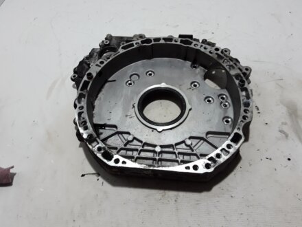 Задняя крышка коленвала MERCEDES-BENZV MERCEDES-BENZ A6540106102