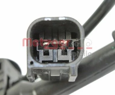 Датчик АБС (ABS) передний METZGER 0900865