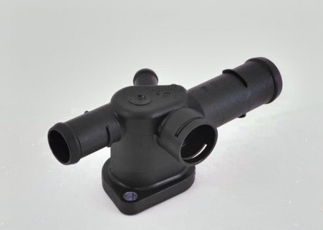 Фланец системы охлаждения MEYLE 100 226 0019