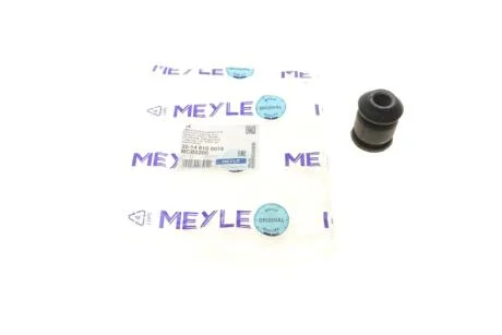 Сайлентблок рычага двусторонний на передний мост (снизу, спереди) MEYLE 30-14 610 0016