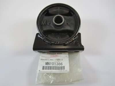 Подушка двигателя MITSUBISHI MN101386