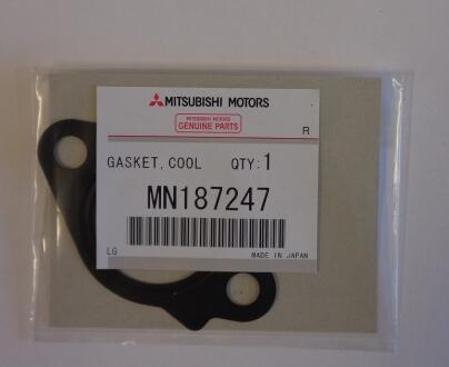 Прокладка насоса охлаждающей жидкости MITSUBISHI MN187247