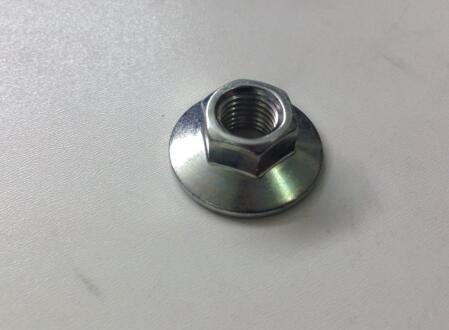 Гайка NISSAN 0122500521