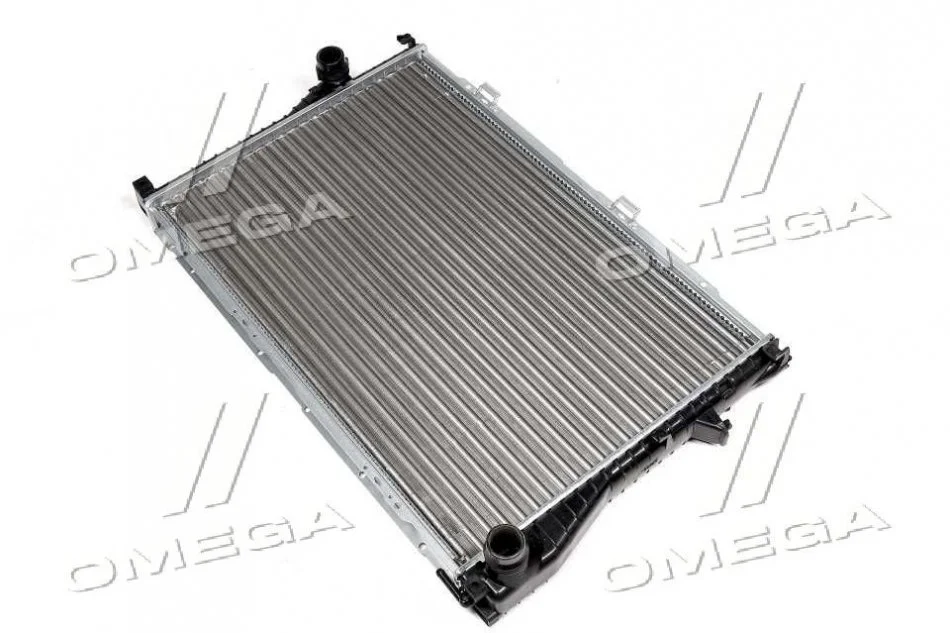 Радіатор охолодження BMW 5 E39 (95-)/ 7 E38 (94-) (вир-во Nissens) NISSENS 60648 (фото 1)