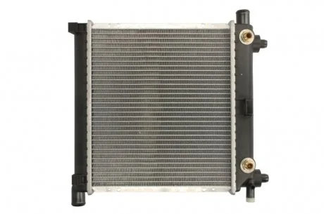 Радіатор охолодження MERCEDES C-CLASS W201 (82-) 190E (вир-во Nissens) NISSENS 62550