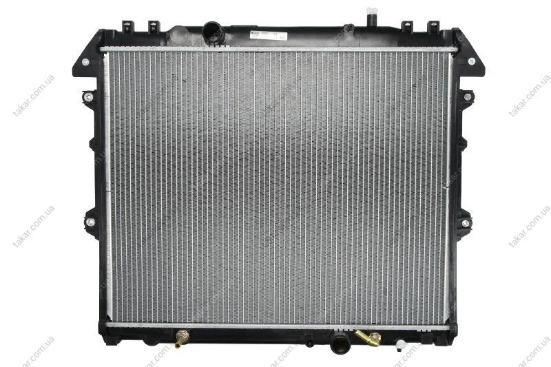 Радіатор охолодження двигуна NISSENS 646897 (фото 1)