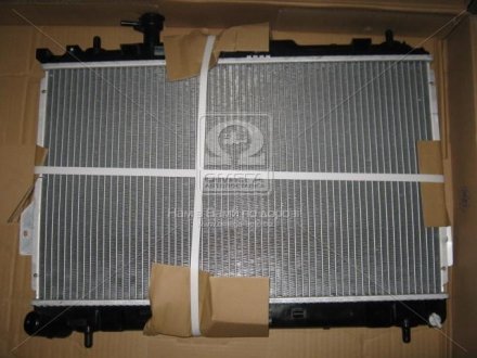 Радиатор охлаждения HYUNDAI MATRIX (FC) (01-) MT (выр-во) NISSENS 67481 (фото 1)