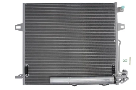 Радiатор кондицiонера NISSENS 940066
