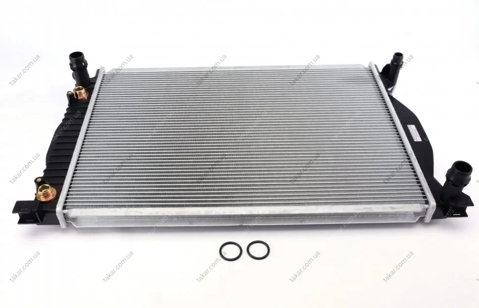 Радиатор охлаждения двигателя AUDI A4/A6 FSi 01- (выр-во) NRF 53190 (фото 1)
