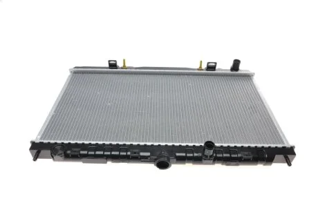Радиатор охлаждения двигателя NRF 53390