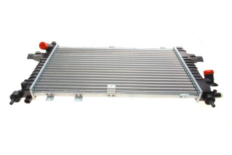 Радіатор охолодження двигуна OPEL Astra 1.7D 07- NRF 53447A