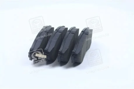 Тормозные колодки передние дисковые PARTS-MALL PKC-008
