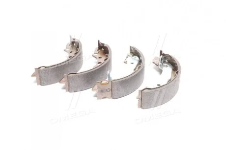 Тормозные колодки задние барабанные PARTS-MALL PLA-001