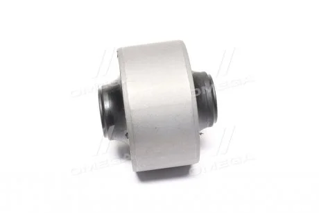 Сайлентблок рычага слева на передний мост (спереди) PARTS-MALL PXCBA-040B