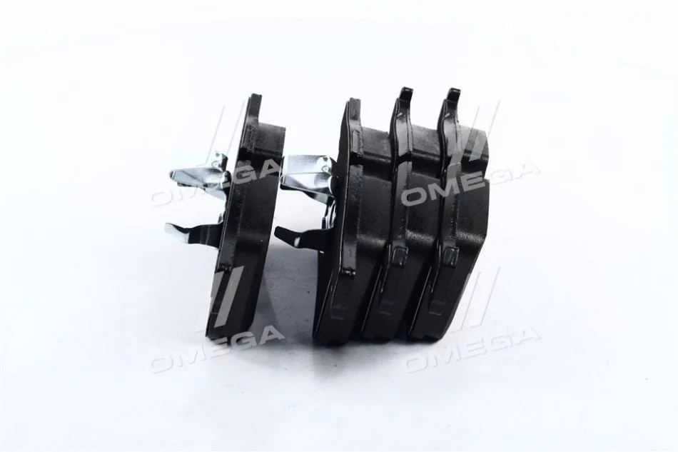 Тормозные колодки передние дисковые REMSA 1457.00 (фото 1)