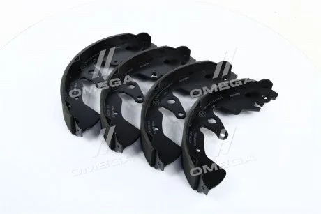 Фото 1 - колодка гальм. барабан. SUZUKI GRAND VITARA 1.6, 2.0, 1.9 DDIS 04/05 - задн. REMSA 4228.00 Колодка гальм. барабан. SUZUKI GRAND VITARA 1.6, 2.0, 1.9 DDIS 04/05 - задн. REMSA 4228.00 (фото 1)