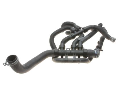 Патрубок охлаждения 16dci Re RENAULT 215038518R
