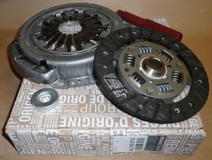 Комплект зчеплення RENAULT 302052617R