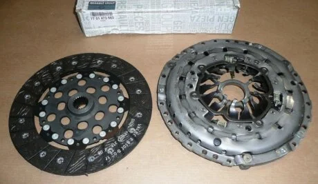 Комплект сцепления RENAULT 7701473583