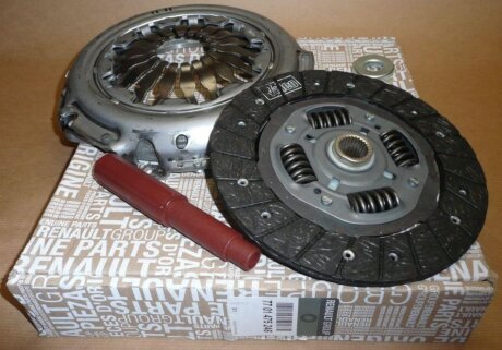 Комплект зчеплення RENAULT 7701475246