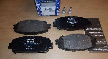 Гальмівні колодки передні дискові RENAULT 7711946204