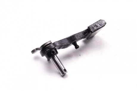 Шток вилки переключения передач RENAULT 8200861525