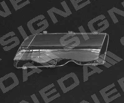 Стекло передней фары Signeda SBM1123L