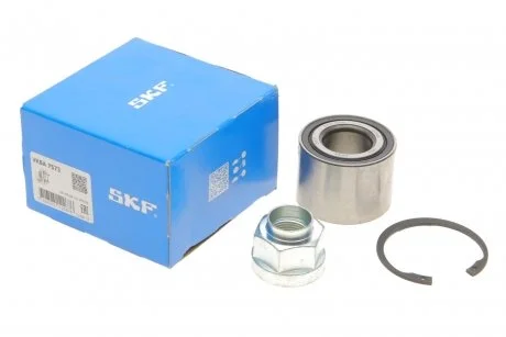 Комплект подшипника ступицы колеса. Задняя ось, двухсторонняя сторона SKF VKBA 7573