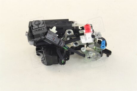 Замок двері задньої лівої Rexton SSANGYONG 7131008003