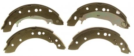 Тормозные колодки задние барабанные STARLINE BC 09640