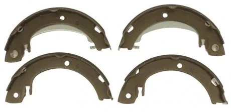 Тормозные колодки задние барабанные STARLINE BC 09920