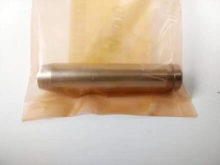 Втулка направляюча клапана SUBARU 13212AA040