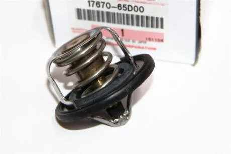 Термостат 82 °C SUZUKI 1767065D00