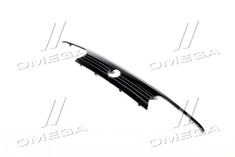 Решітка радіатора VW GOLF III TEMPEST 051 0596 990