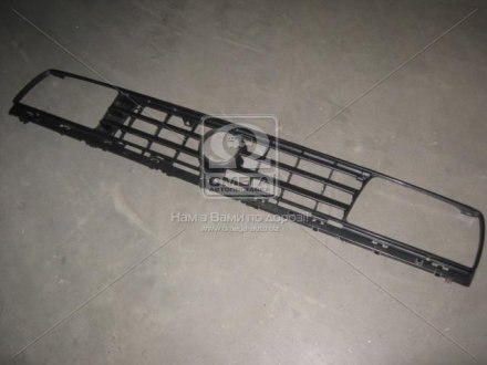 Решітка радіатора VW JETTA II TEMPEST 051 0600 990