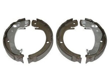 Тормозные колодки задние барабанные TOYOTA 044950F010