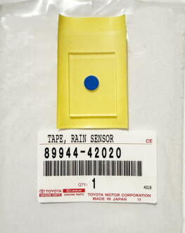 Наклейка датчика дождя TOYOTA 8994442020