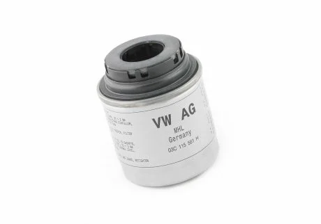 Масляный фильтр винт накручеваемый VAG 03C115561H