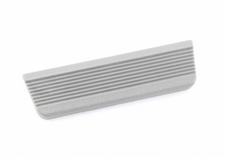 Ручка шторки багажного отсека VAG 3318677999DK