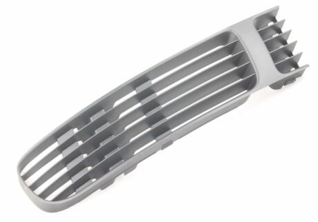 Решітка в бампер на VW Passat (B5), 96 - 00 VAG 3B0853678BB41