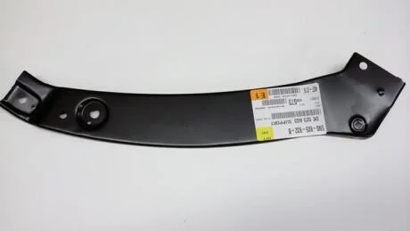 Кронштейн переднего бампера VAG 5N0805932B
