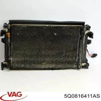 Радіатор кондиціонера (Конденсатор) із осушувачем VAG 5Q0816411AS